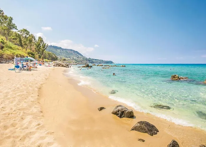 La Canora Nyaraló *